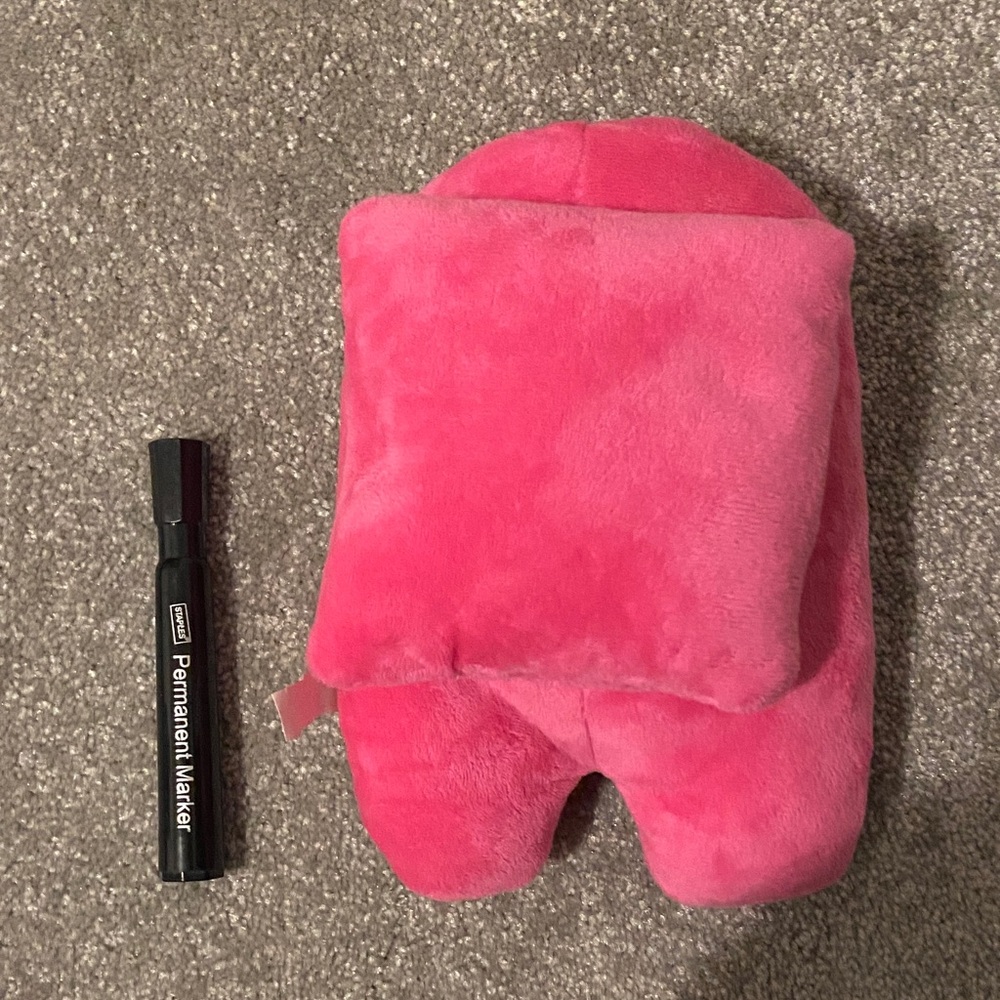 Pink Amongus plush - Picture 2 of 2